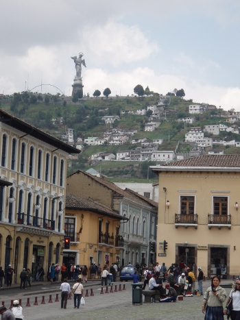 View ofVirgin of El Panecillo in the Historic District of Quito small.JPG